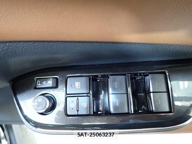 Toyota CROWN ESTATE 2025-07 7271740-20