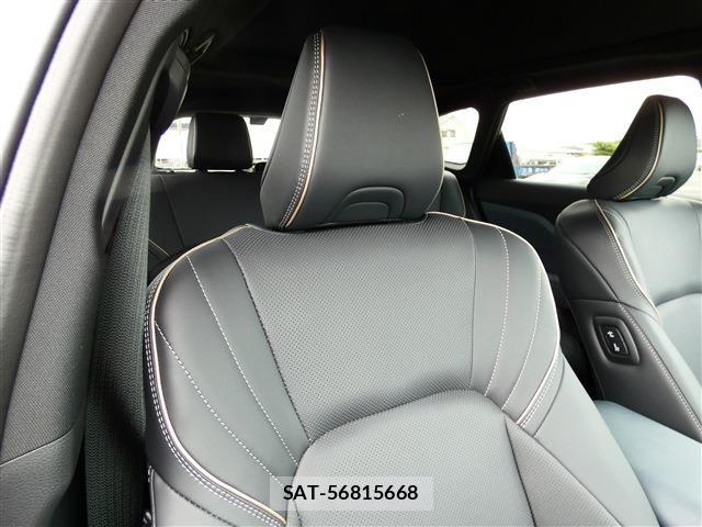 Toyota CROWN ESTATE 2025-05 7391698-21