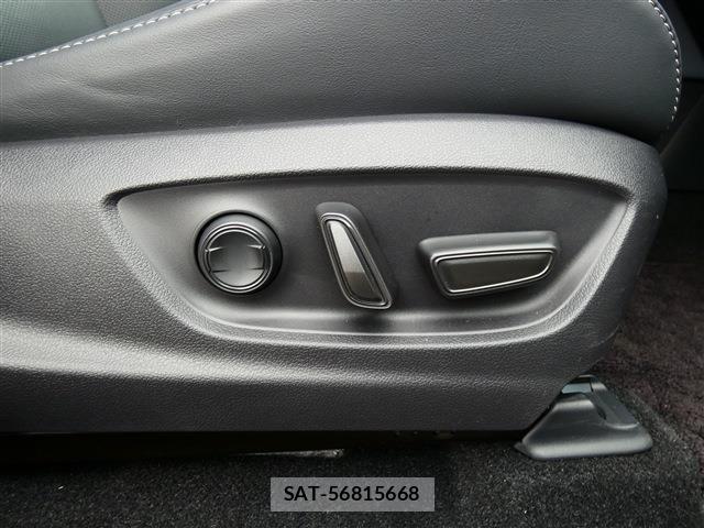 Toyota CROWN ESTATE 2025-05 7391698-23