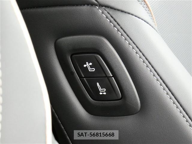 Toyota CROWN ESTATE 2025-05 7391698-24