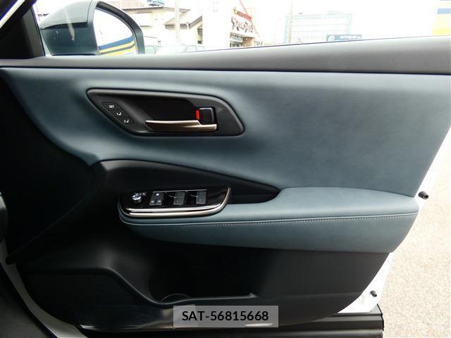 Toyota CROWN ESTATE 2025-05 7391698-27