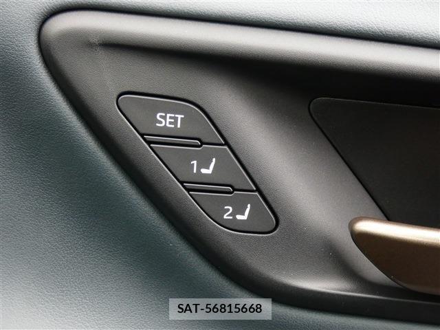 Toyota CROWN ESTATE 2025-05 7391698-28