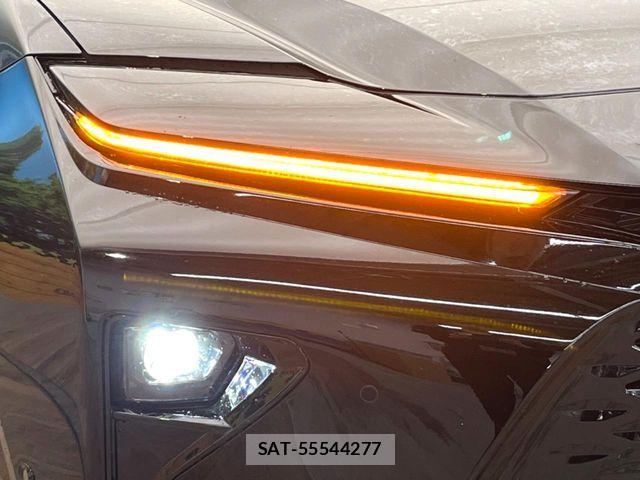 Toyota CROWN ESTATE 2025-05 7453645-11