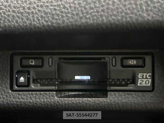 Toyota CROWN ESTATE 2025-05 7453645-6