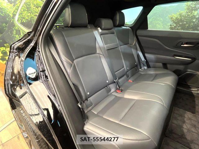 Toyota CROWN ESTATE 2025-05 7453645-8