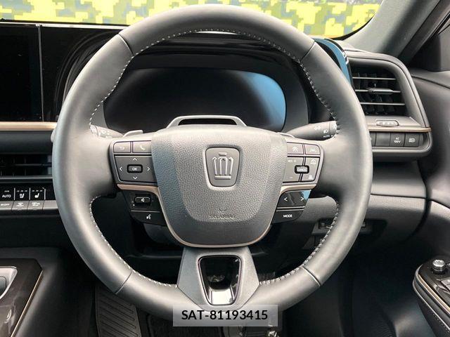 Toyota CROWN ESTATE 2025-04 7508409-10