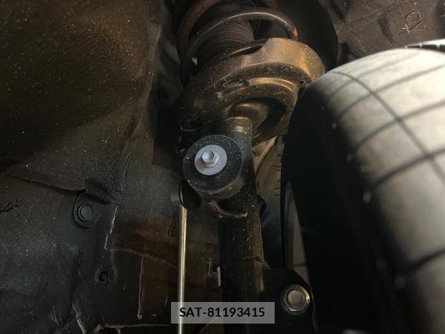 Toyota CROWN ESTATE 2025-04 7508409-19