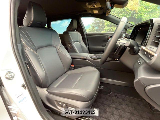 Toyota CROWN ESTATE 2025-04 7508409-7