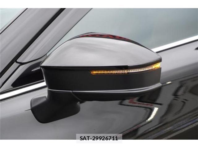 Toyota CROWN ESTATE 2025-05 7561973-12