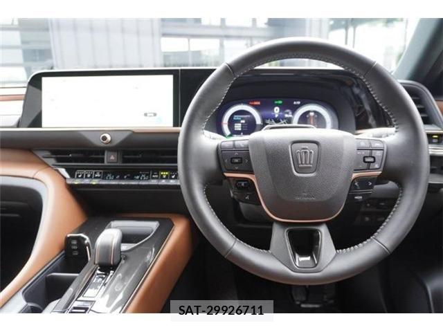 Toyota CROWN ESTATE 2025-05 7561973-15