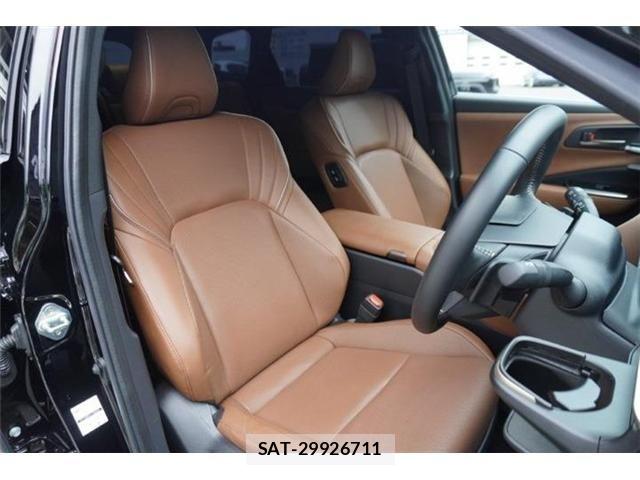 Toyota CROWN ESTATE 2025-05 7561973-4