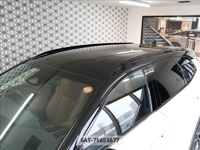 Toyota CROWN ESTATE 2025-09 7615768-9
