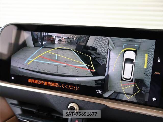 Toyota CROWN ESTATE 2025-09 7615768-10