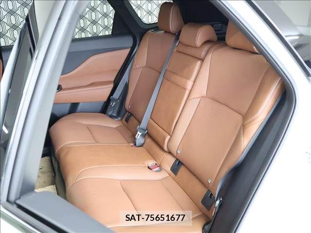 Toyota CROWN ESTATE 2025-09 7615768-13