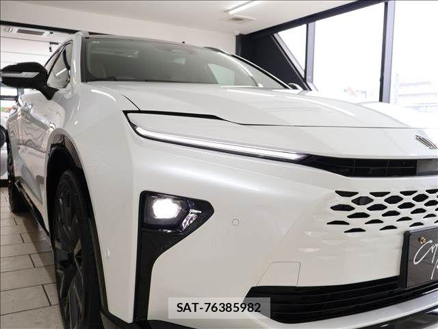 Toyota CROWN ESTATE 2025-07 7615769-14