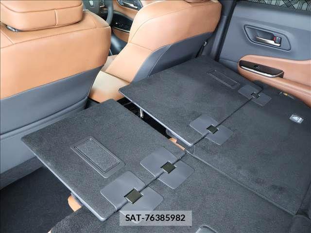 Toyota CROWN ESTATE 2025-07 7615769-19