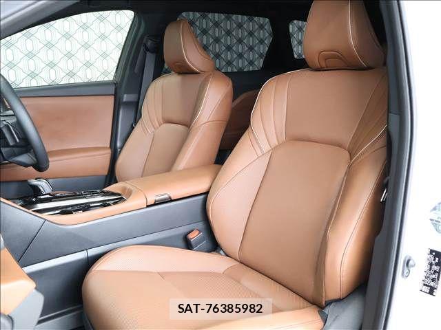 Toyota CROWN ESTATE 2025-07 7615769-5