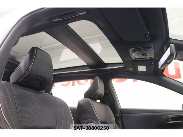 Toyota CROWN ESTATE 2025-10 7722144-9