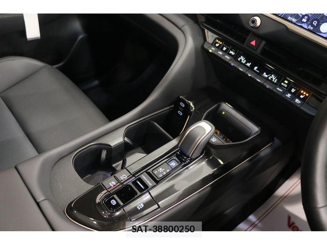 Toyota CROWN ESTATE 2025-10 7722144-8