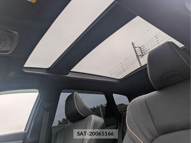 Toyota CROWN ESTATE 2025-07 7722143-17