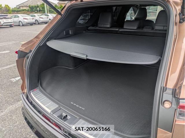 Toyota CROWN ESTATE 2025-07 7722143-26
