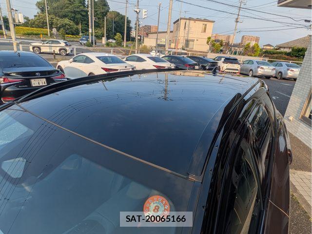 Toyota CROWN ESTATE 2025-07 7722143-4
