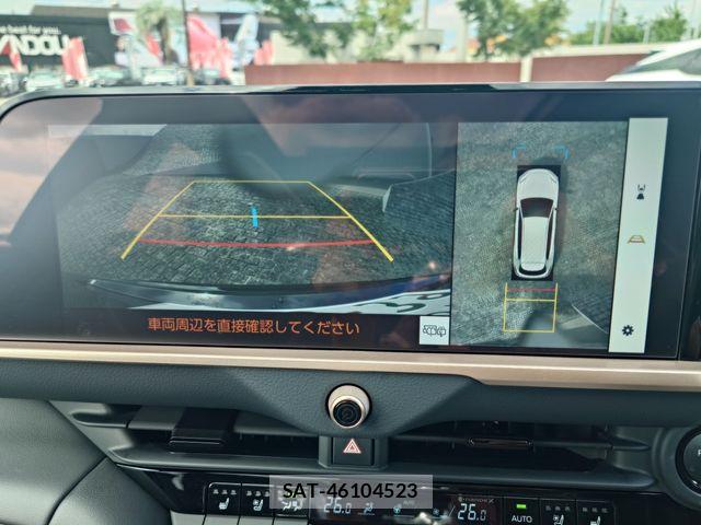 Toyota CROWN ESTATE 2026-01 7783780-16