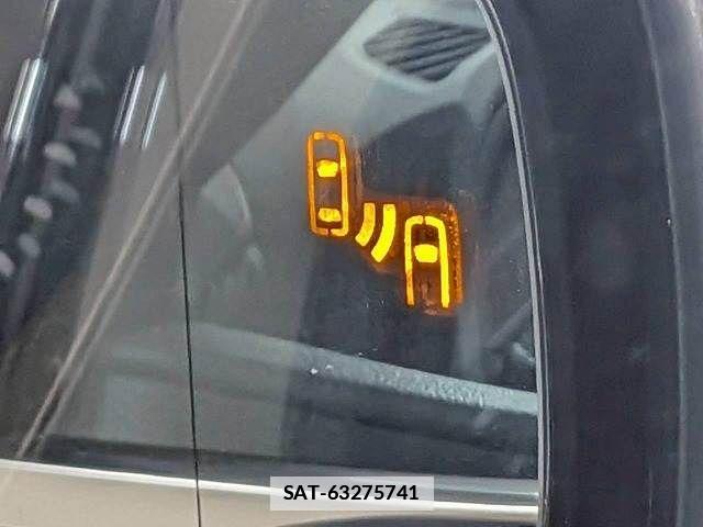 Toyota CROWN ESTATE 2025-10 7783765-9