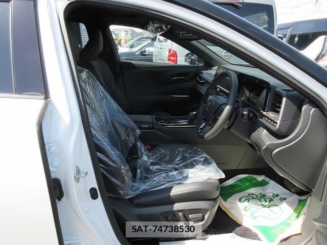 Toyota CROWN ESTATE 2025-06 7875877-19