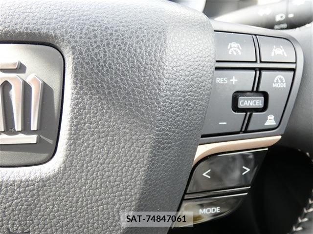 Toyota CROWN ESTATE 2025-08 8034995-16