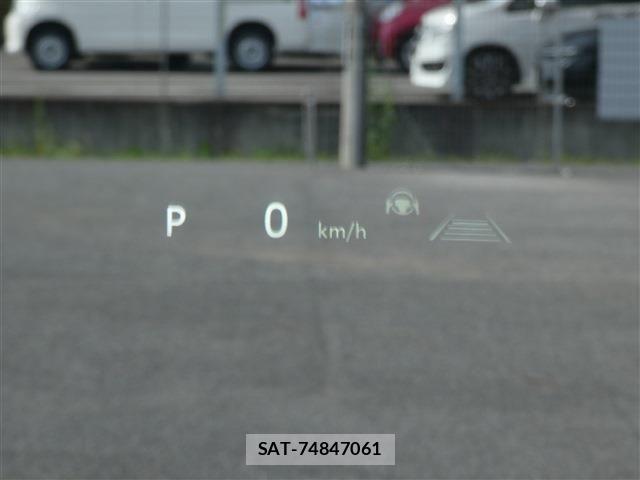 Toyota CROWN ESTATE 2025-08 8034995-21