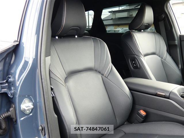 Toyota CROWN ESTATE 2025-08 8034995-27