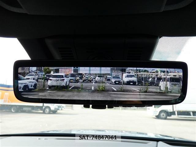Toyota CROWN ESTATE 2025-08 8034995-7
