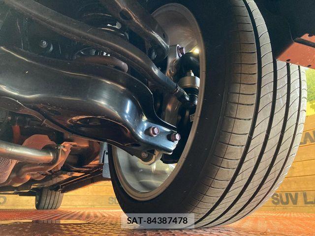 Toyota CROWN ESTATE 2025-04 8207000-19