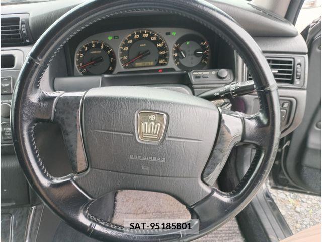 Toyota CROWN ESTATE 2003-09 8207002-13