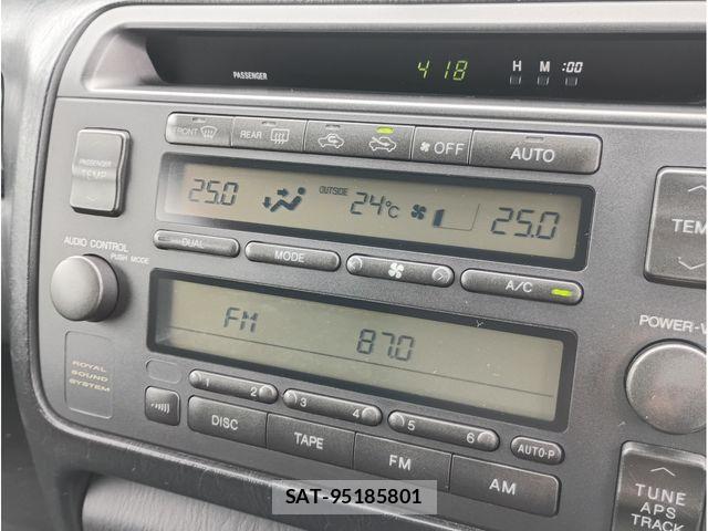 Toyota CROWN ESTATE 2003-09 8207002-15