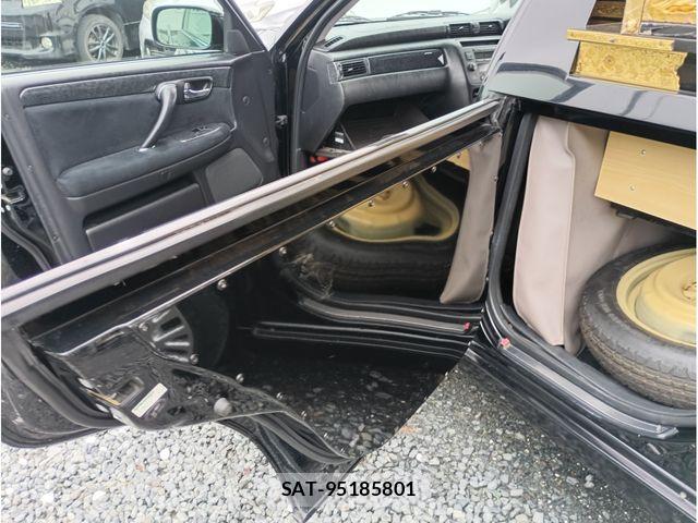 Toyota CROWN ESTATE 2003-09 8207002-26