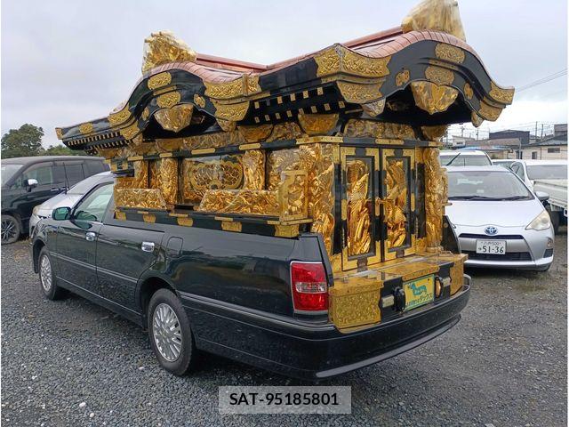 Toyota CROWN ESTATE 2003-09 8207002-2