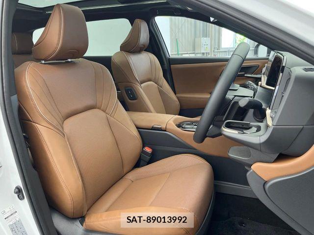 Toyota CROWN ESTATE 2025-07 8229368-3