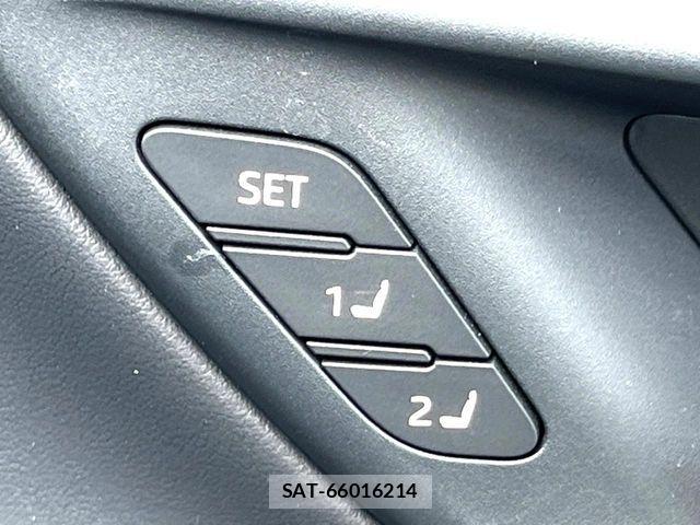 Toyota CROWN ESTATE 2025-07 8229369-10