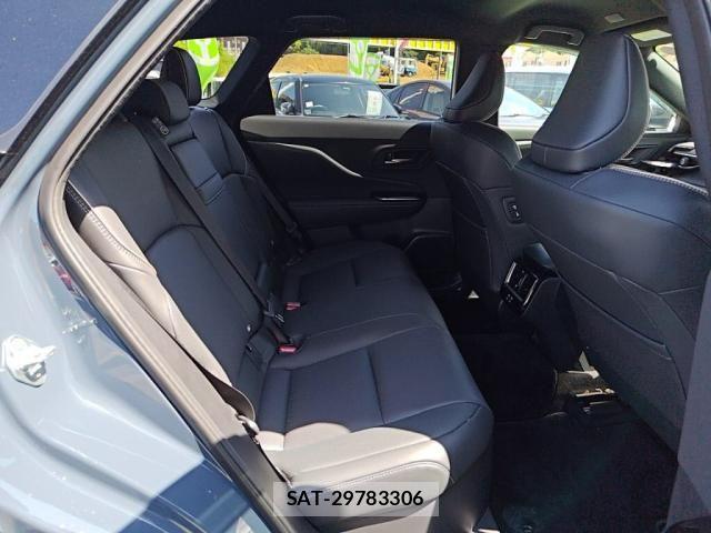 Toyota CROWN ESTATE 2025-11 8229367-21