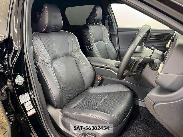 Toyota CROWN ESTATE 2025-05 8244899-4