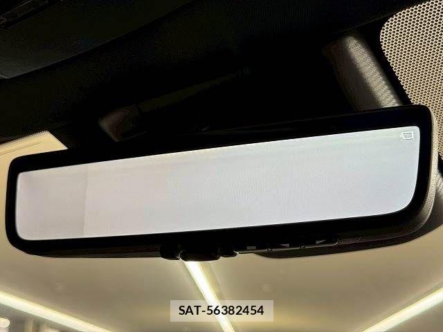 Toyota CROWN ESTATE 2025-05 8244899-8