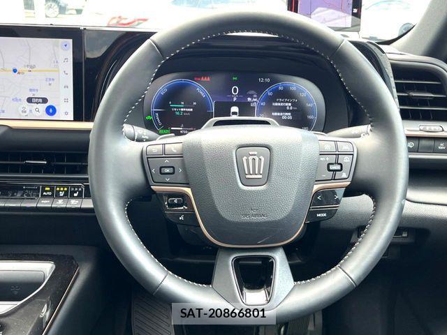 Toyota CROWN ESTATE 2025-03 8335328-11