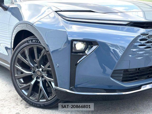 Toyota CROWN ESTATE 2025-03 8335328-17