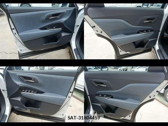 Toyota CROWN ESTATE 2025-07 8335325-18