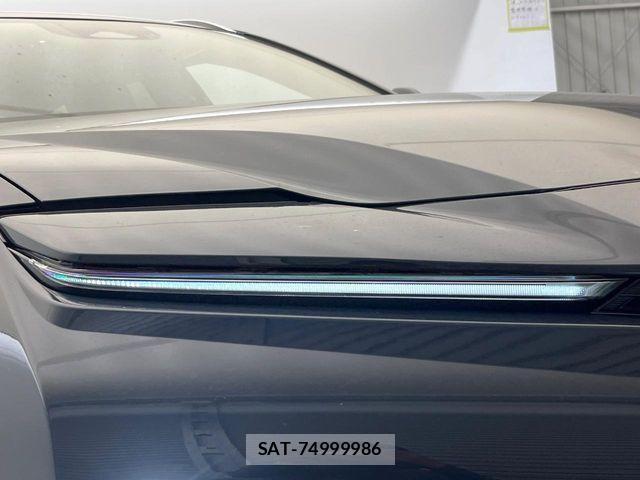 Toyota CROWN ESTATE 2026-04 8335326-12