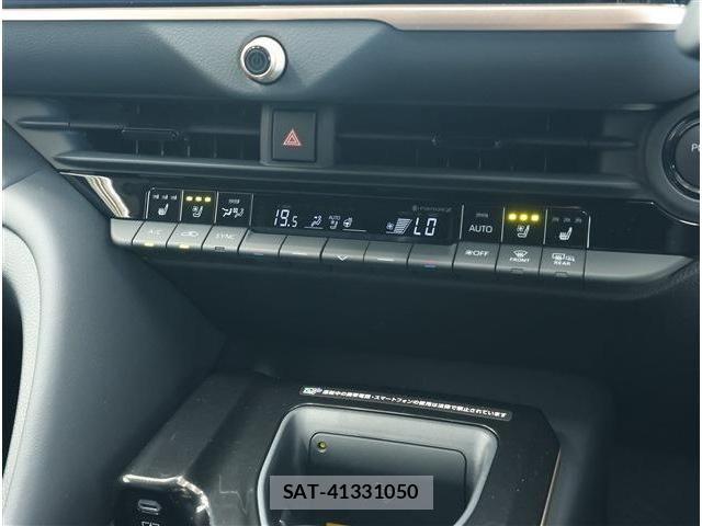 Toyota CROWN ESTATE 2025-07 8354207-9