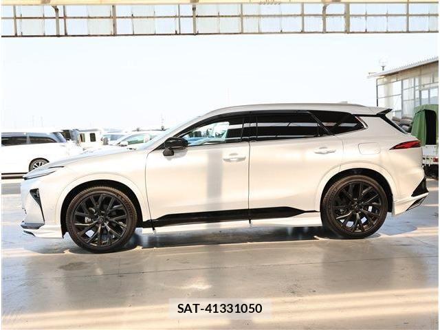 Toyota CROWN ESTATE 2025-07 8354207-23