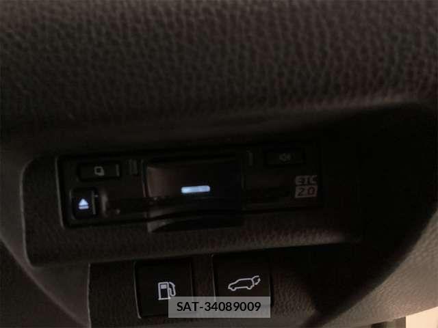 Toyota CROWN ESTATE 2025-07 8365259-14